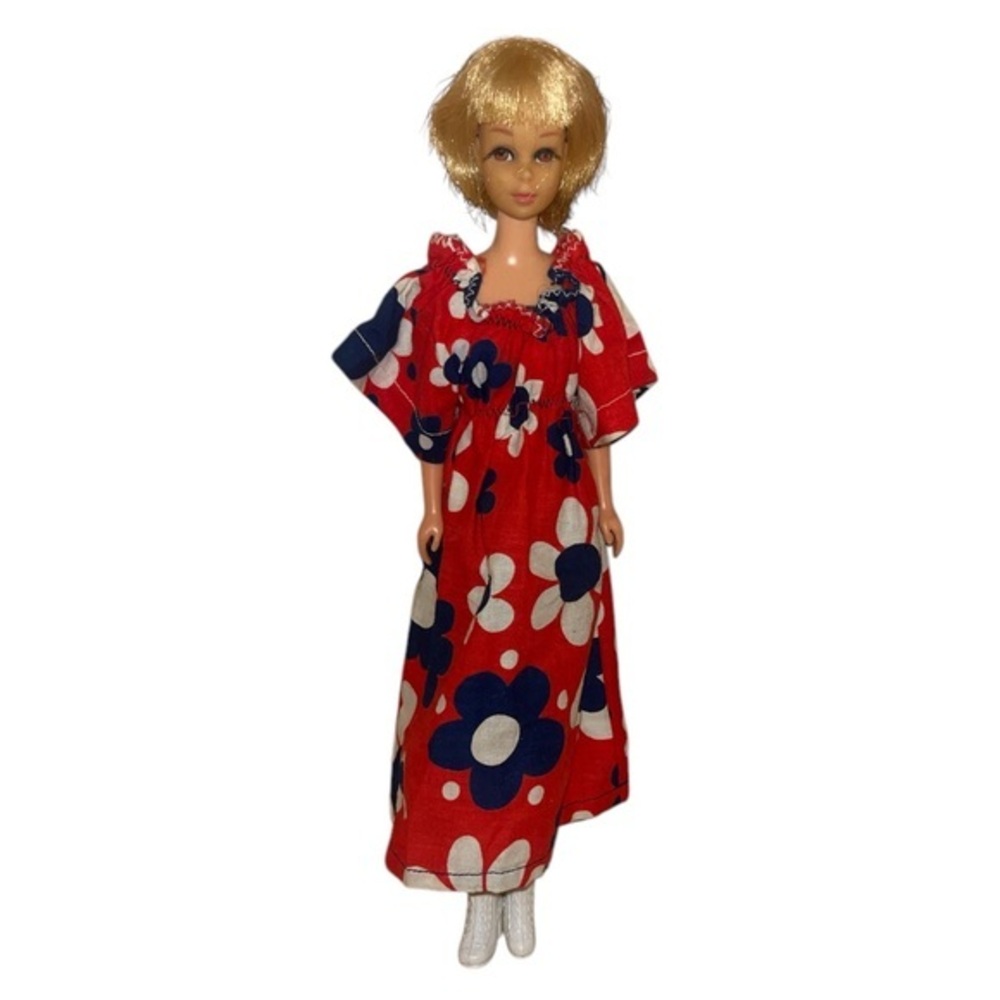 Vintage 1966 Mattel Barbie with eyelashes